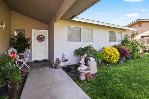 2517 S Memory St, Visalia, CA 93277 photo 3