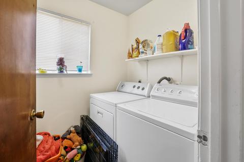 2517 S Memory St, Visalia, CA 93277 photo 11
