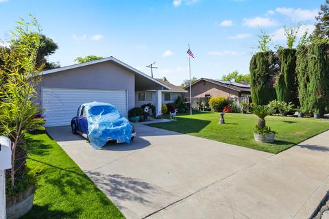 2517 S Memory St, Visalia, CA 93277 photo 2