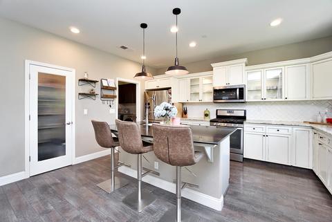 3468 Sussex Ave, Clovis, CA 93619 photo 1