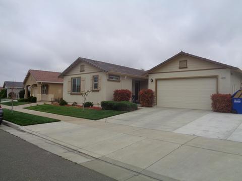 4816 Langley Way, Merced, CA 95348 photo 2