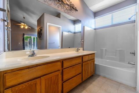 3942 Elowin Ave, Visalia, CA 93292 photo 24