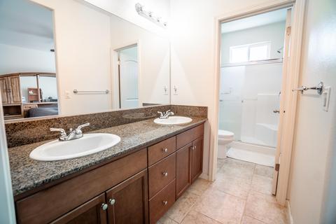 991 Heirloom Way, Lemoore, CA 93245 photo 15