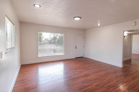 19503 Taylor Rd, Strathmore, CA 93267 photo 8
