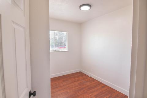 19503 Taylor Rd, Strathmore, CA 93267 photo 11