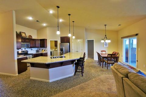 788 Crescent Ct, Lemoore, CA 93245 photo 25
