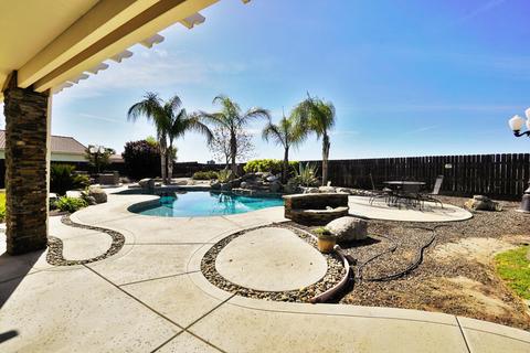 788 Crescent Ct, Lemoore, CA 93245 photo 57