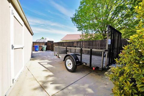 788 Crescent Ct, Lemoore, CA 93245 photo 79