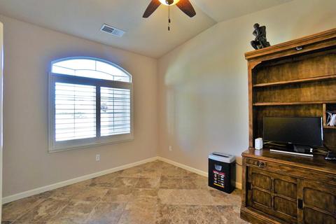 788 Crescent Ct, Lemoore, CA 93245 photo 8