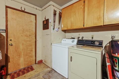 1003 E Ferguson Ave, Visalia, CA 93292 photo 15