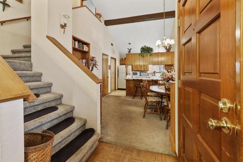 1003 E Ferguson Ave, Visalia, CA 93292 photo 5