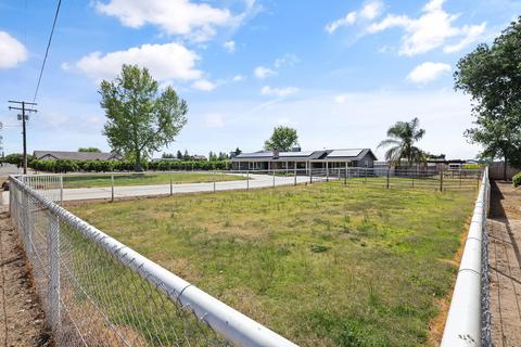 19071 Avenue 300 #A, Exeter, CA 93221 photo 8