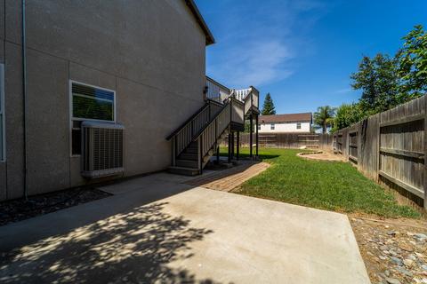 905 Haven Ct, Tulare, CA 93274 photo 32