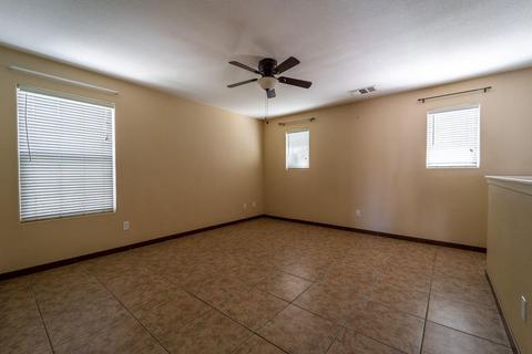 905 Haven Ct, Tulare, CA 93274 photo 13