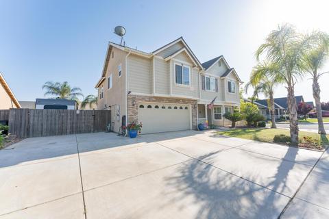 1035 Tranquility Ct, Lemoore, CA 93245 photo 4