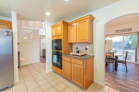 1035 Tranquility Ct, Lemoore, CA 93245 photo 23