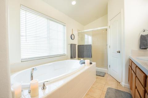 1035 Tranquility Ct, Lemoore, CA 93245 photo 39