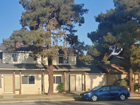 1039 S E St, Tulare, CA 93274 photo 1