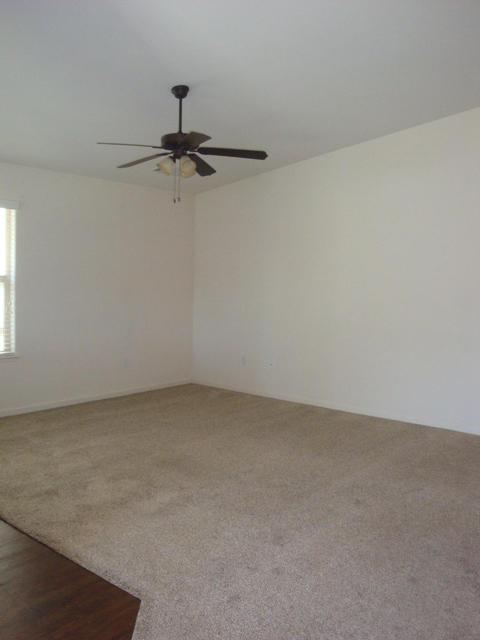 1127 E Vine Ct, Visalia, CA 93292 photo 16