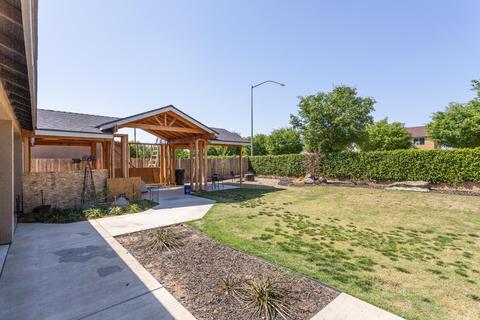 653 Ashley Ave, Dinuba, CA 93618 photo 32