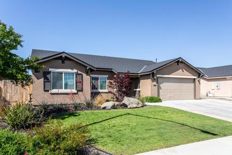653 Ashley Ave, Dinuba, CA 93618 photo 1