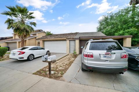 636 E Harold Ave, Visalia, CA 93292 photo 8
