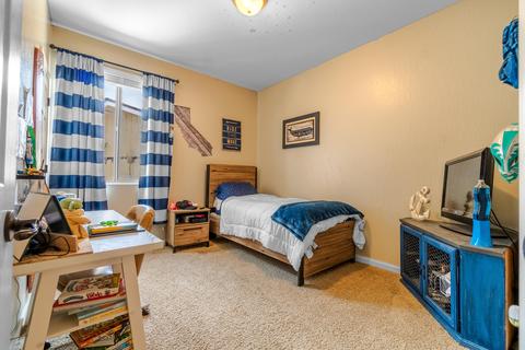 4013 E Laura Ave, Visalia, CA 93292 photo 20