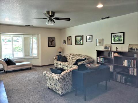 300 E La Vida Ave, Visalia, CA 93277 photo 23
