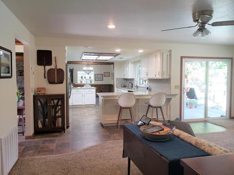 300 E La Vida Ave, Visalia, CA 93277 photo 21