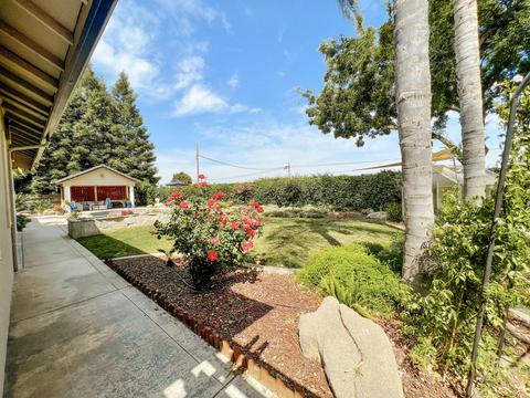 4414 E Cecil Ct, Visalia, CA 93292 photo 3