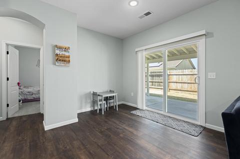 4344 E Meadow Ave, Visalia, CA 93292 photo 11
