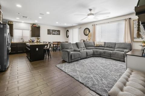 3923 E Cherry Ave, Visalia, CA 93292 photo 11