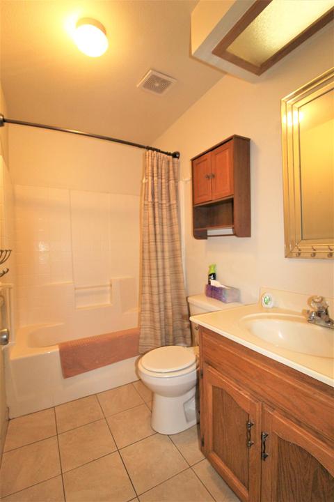 3748 E Acequia Ave, Visalia, CA 93292 photo 18