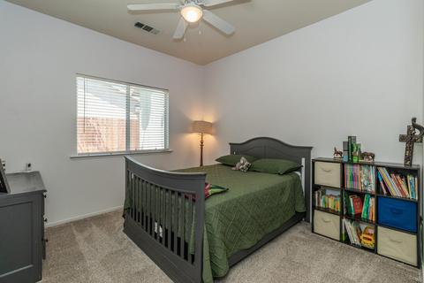 1409 Hawthorn St, Lemoore, CA 93245 photo 18