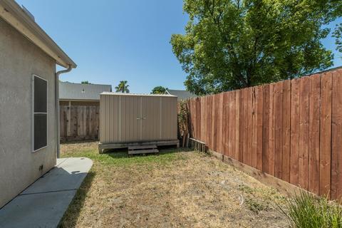 1409 Hawthorn St, Lemoore, CA 93245 photo 38