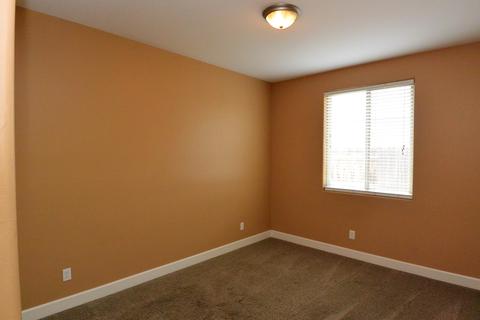 3725 E Seeger Ct, Visalia, CA 93292 photo 29