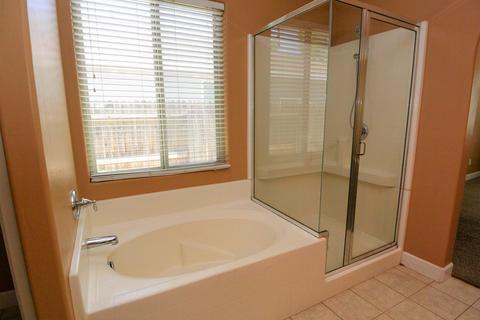 3725 E Seeger Ct, Visalia, CA 93292 photo 21