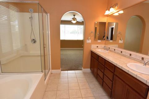 3725 E Seeger Ct, Visalia, CA 93292 photo 20