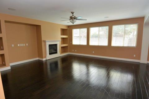 3725 E Seeger Ct, Visalia, CA 93292 photo 5