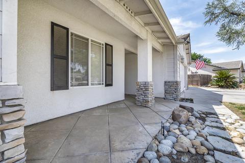 2443 E Harter Ct, Visalia, CA 93292 photo 3