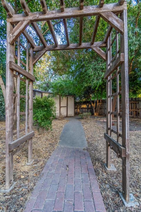 2423 E Vassar Dr, Visalia, CA 93292 photo 33