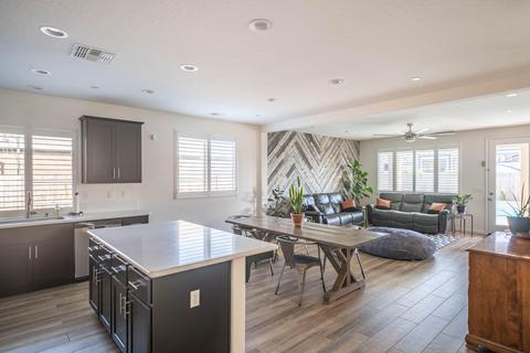 1911 W Porter Ave, Visalia, CA 93291 photo 8