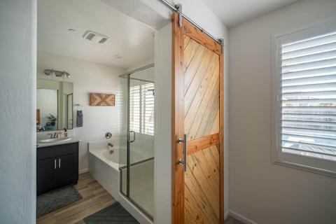 1911 W Porter Ave, Visalia, CA 93291 photo 21