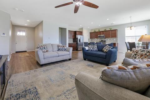 1125 Par Ave, Lemoore, CA 93245 photo 15