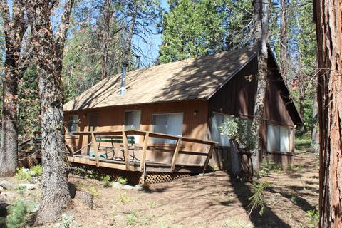 725 Loop Dr, Springville, CA 93265 photo 1