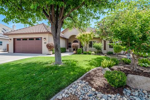 821 Park Place Dr, Exeter, CA 93221 photo 2