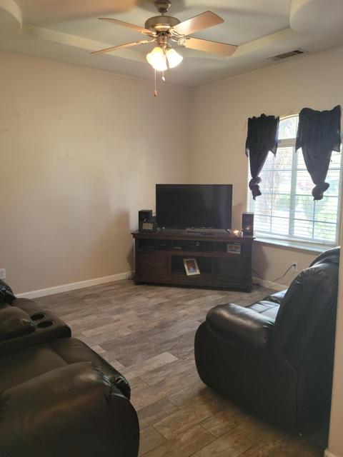 1265 E Richard Smith Ave, Tulare, CA 93274 photo 3