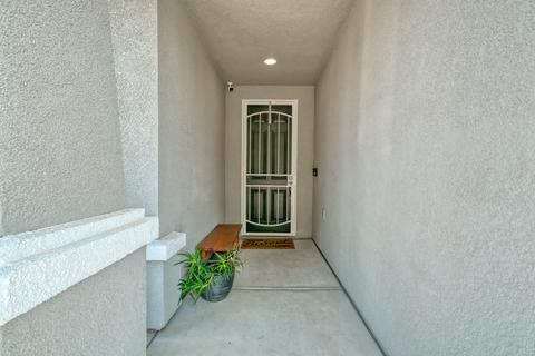 3703 E Laura Ave, Visalia, CA 93292 photo 5