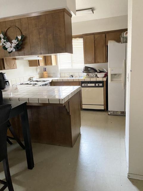 1561 E Cross Ave, Tulare, CA 93274 photo 8