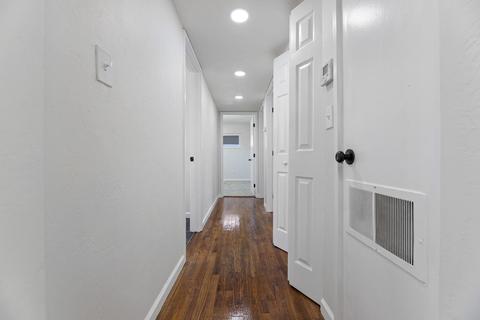 904 E Myrtle Ave, Visalia, CA 93292 photo 6